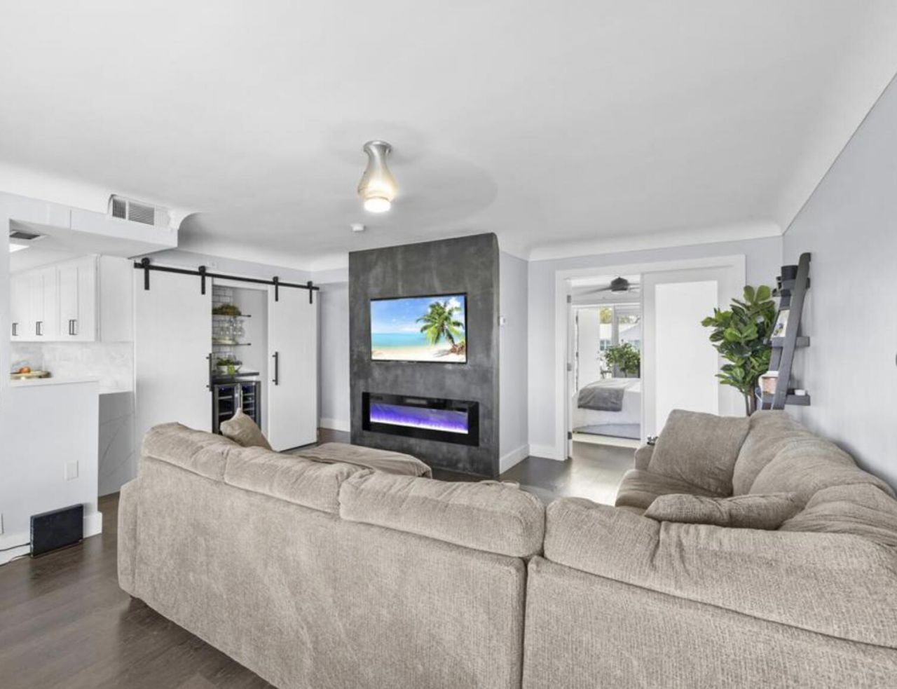535 Hendricks Isle, Unit 302, Fort Lauderdale, FL 33301 Photo