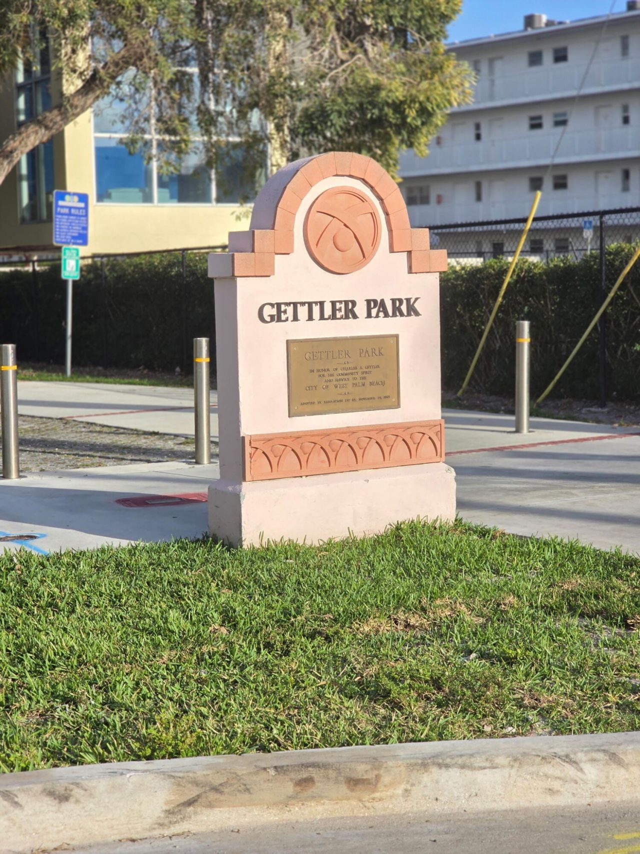 700 57th Street, West Palm Beach, FL 33407 Photo