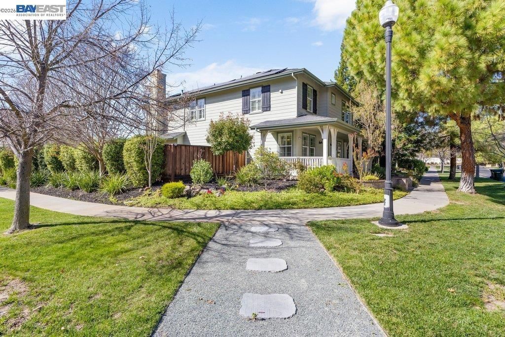 2410 Robinson Cir, Livermore, CA 94550 Main Photo