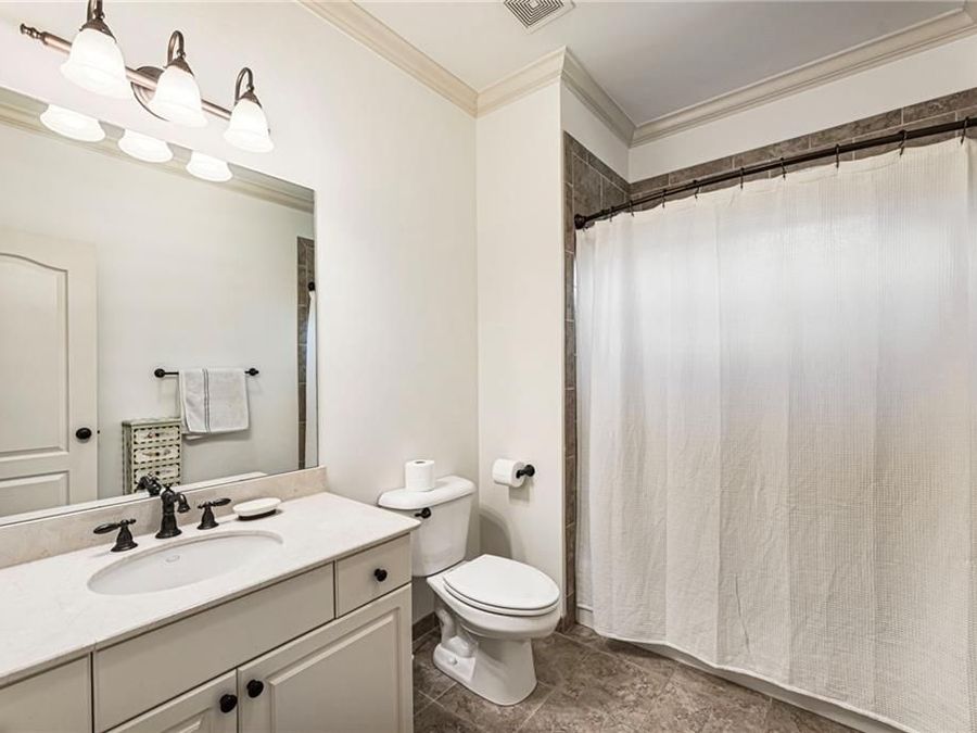 Property Image 77