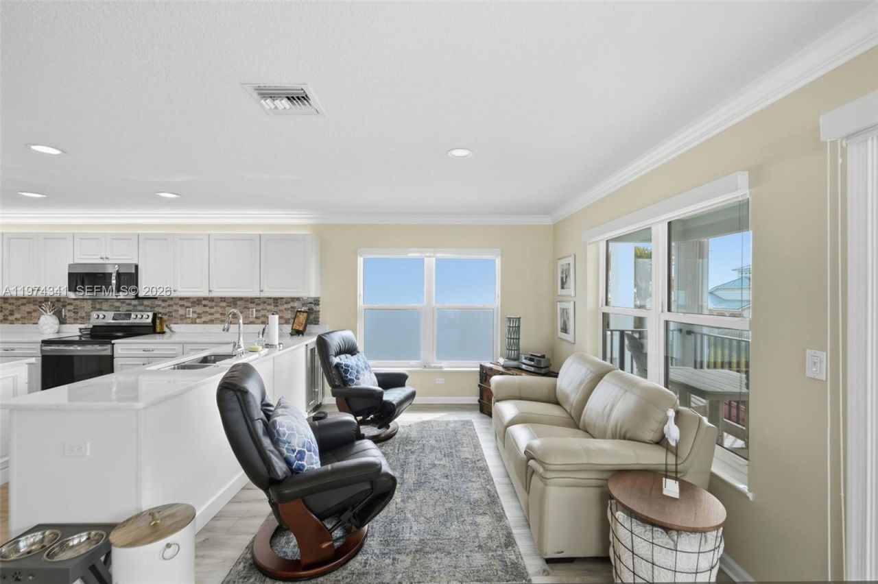 10751 S Ocean, Unit B2, Jensen Beach, FL 34957 Photo
