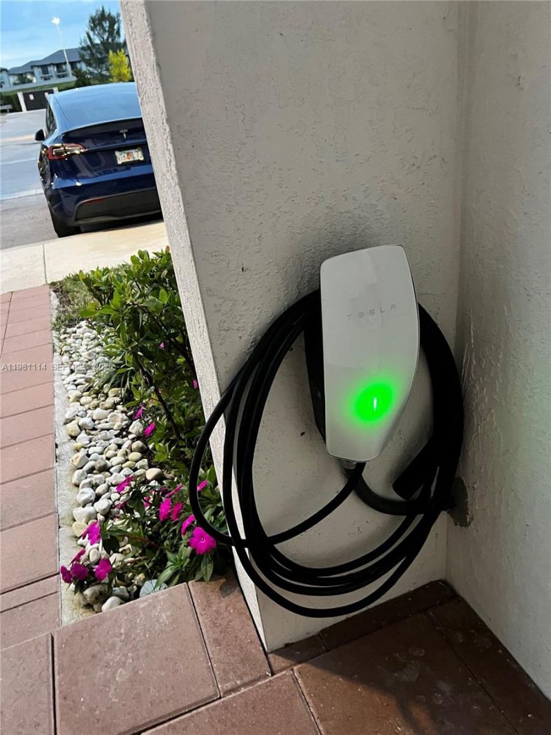 3328 W 114th Ter , Unit 3328, Hialeah, FL 33018 Photo