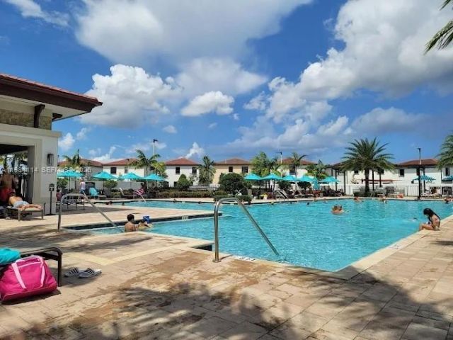 3328 W 114th Ter , Unit 3328, Hialeah, FL 33018 Photo