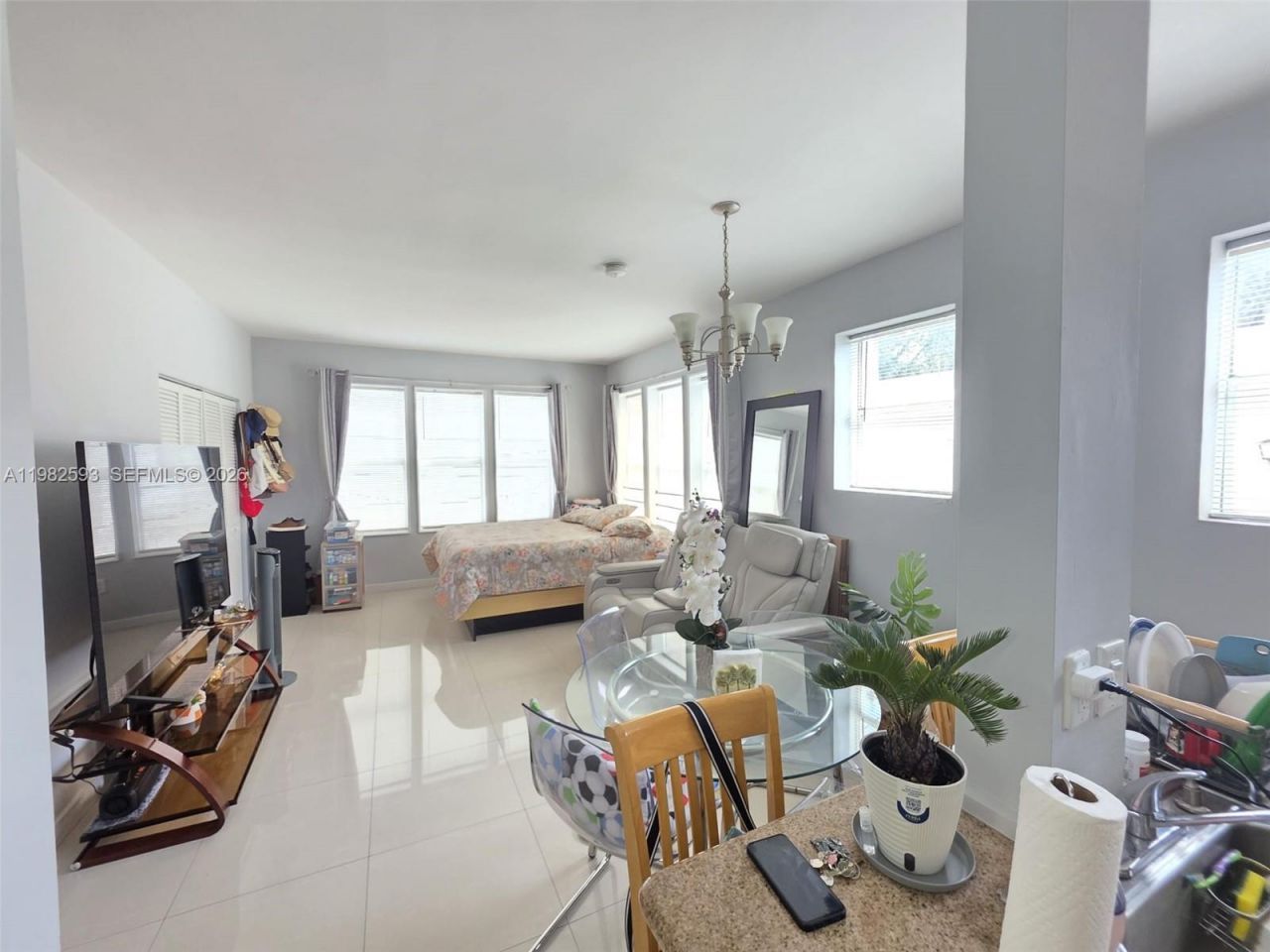 1027 Pennsylvania Ave, Unit 204, Miami Beach, FL 33139 Photo