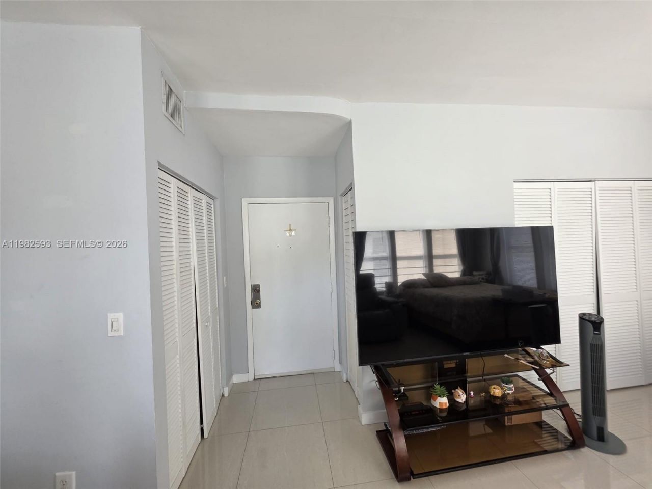 1027 Pennsylvania Ave, Unit 204, Miami Beach, FL 33139 Photo