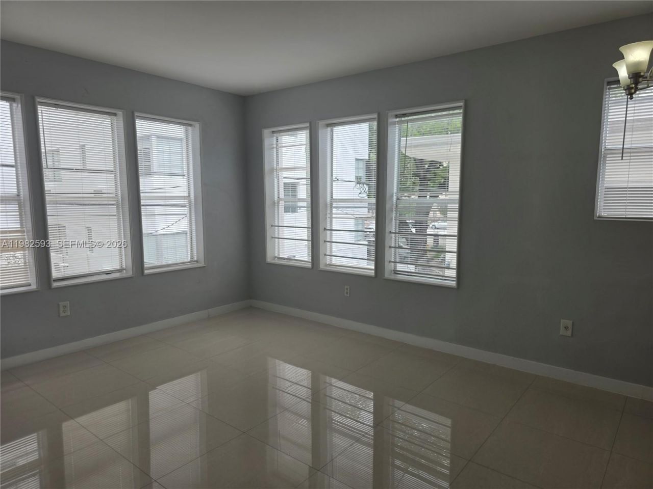 1027 Pennsylvania Ave, Unit 204, Miami Beach, FL 33139 Photo