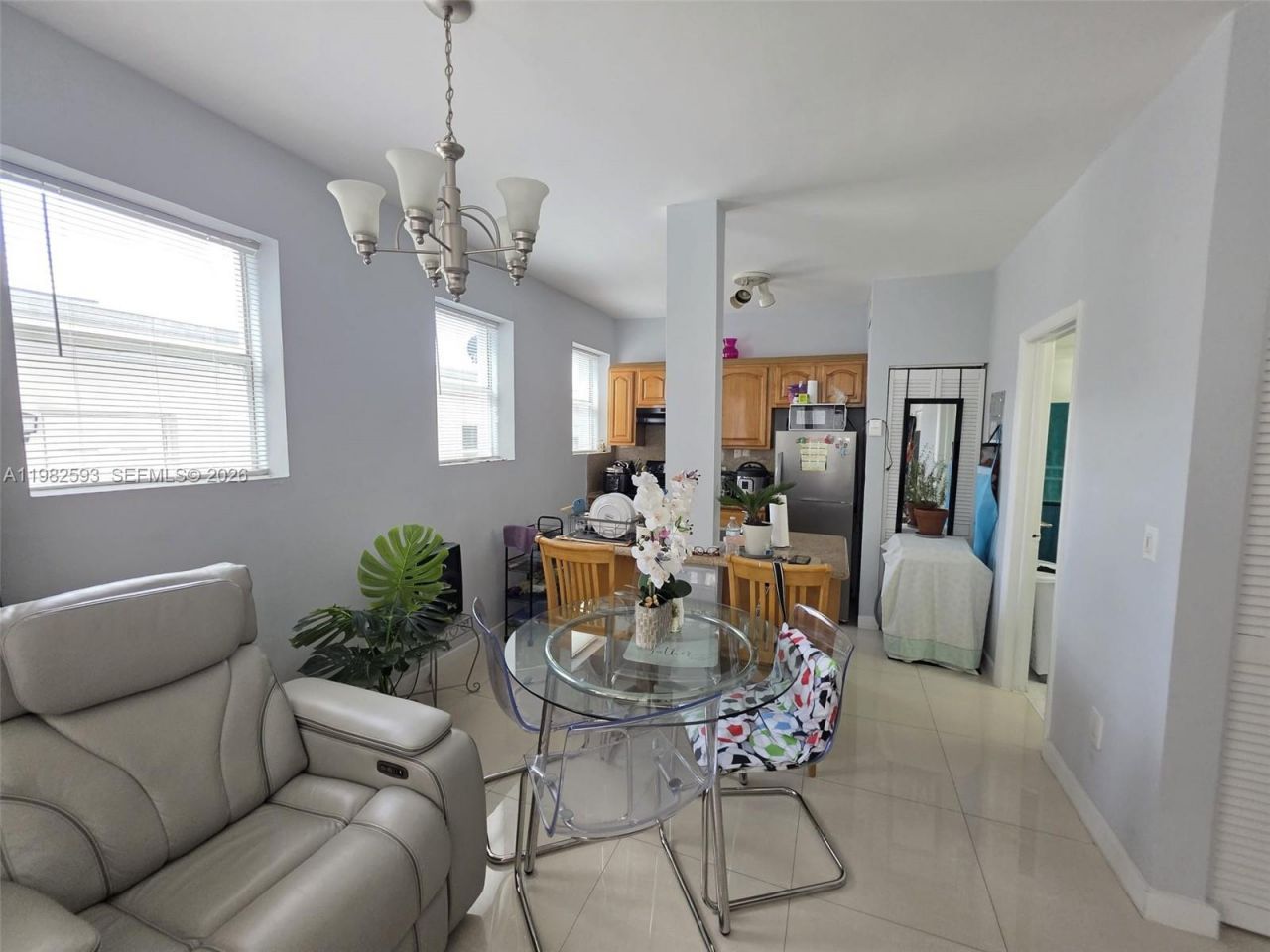 1027 Pennsylvania Ave, Unit 204, Miami Beach, FL 33139 Photo