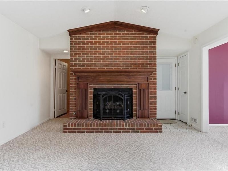 792 Pine Needles Drive, Centerville, OH 45458 Photo 10