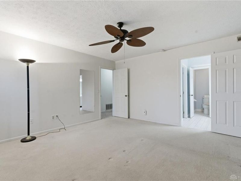 792 Pine Needles Drive, Centerville, OH 45458 Photo 16