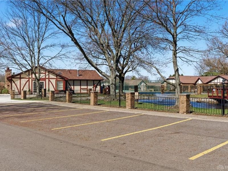 792 Pine Needles Drive, Centerville, OH 45458 Photo 27