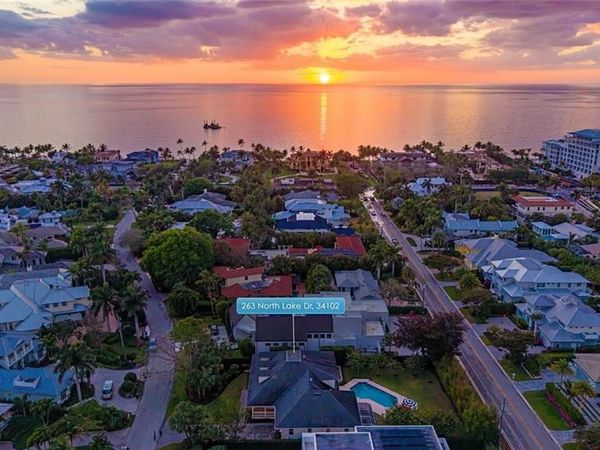 263 N Lake DR , NAPLES, FL 34102