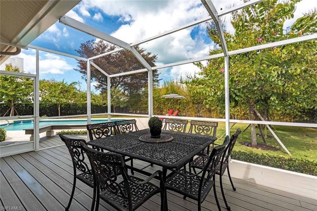 263 N Lake Dr , Naples, FL 34102 Photo