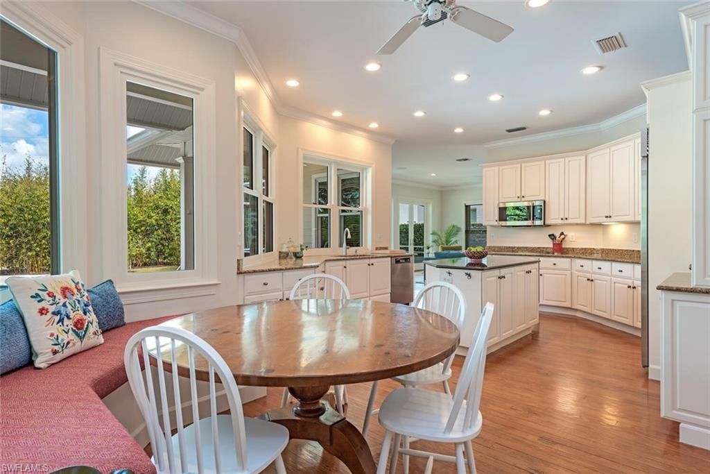 263 N Lake Dr , Naples, FL 34102 Photo