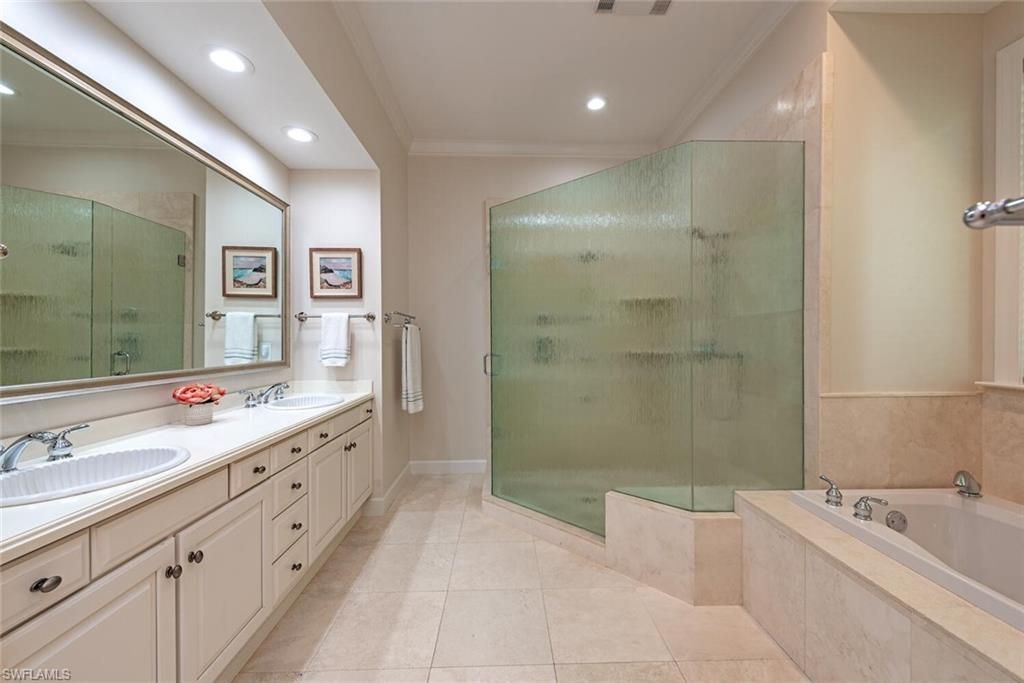 263 N Lake Dr , Naples, FL 34102 Photo