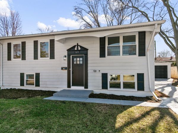 323 Mark Avenue, Glendale Heights, IL 60139