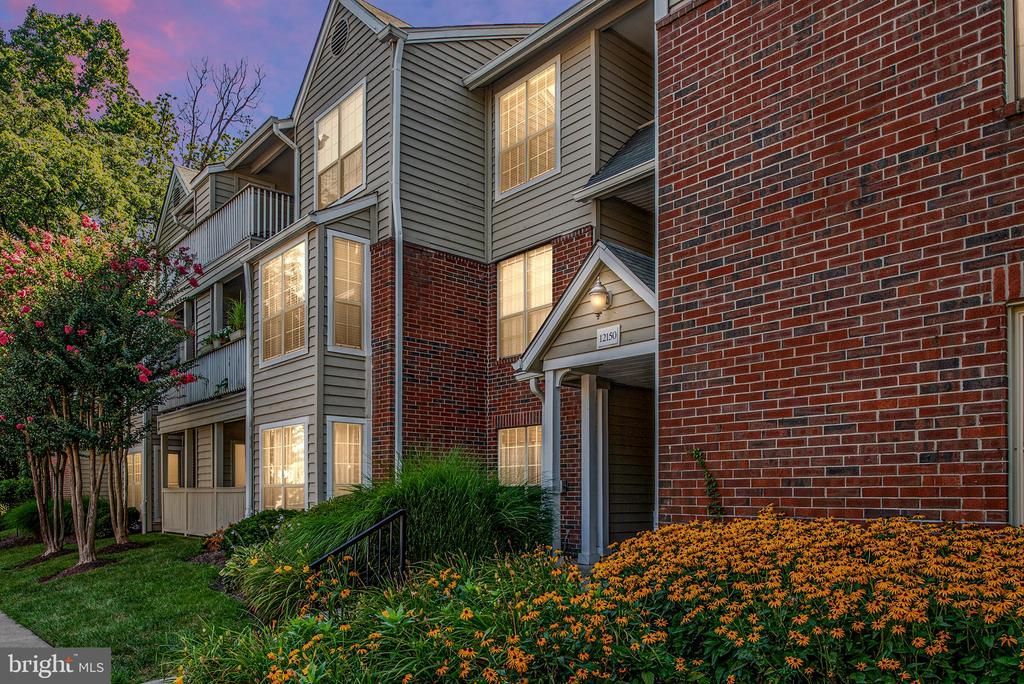 12150 Penderview Terrace, Unit 1335, Fairfax, VA 22033 Main Photo