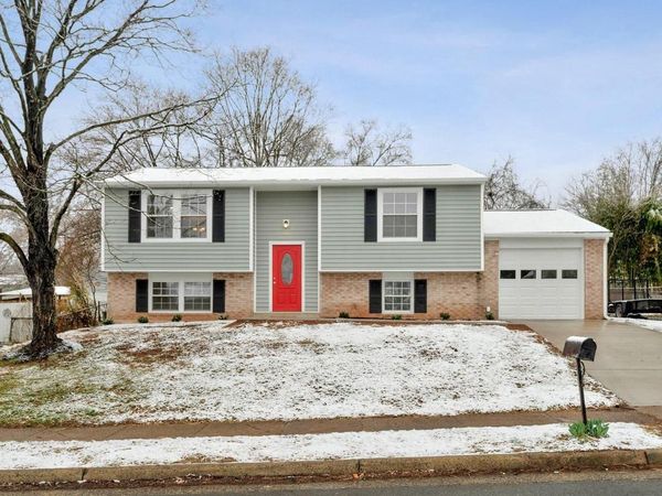 709 N BELFORT STREET, STERLING, VA 20164