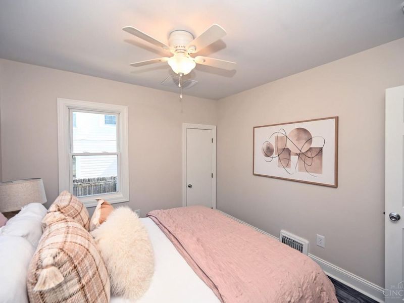 2436 Bremont Avenue, Cincinnati, OH 45237 Photo 18