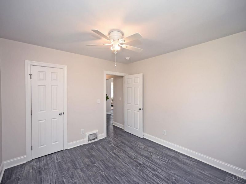 2436 Bremont Avenue, Cincinnati, OH 45237 Photo 24