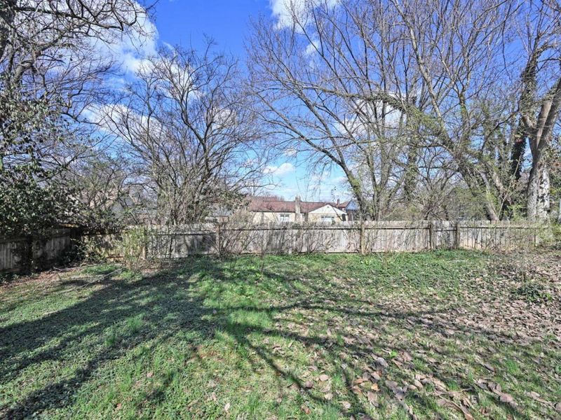 2436 Bremont Avenue, Cincinnati, OH 45237 Photo 29