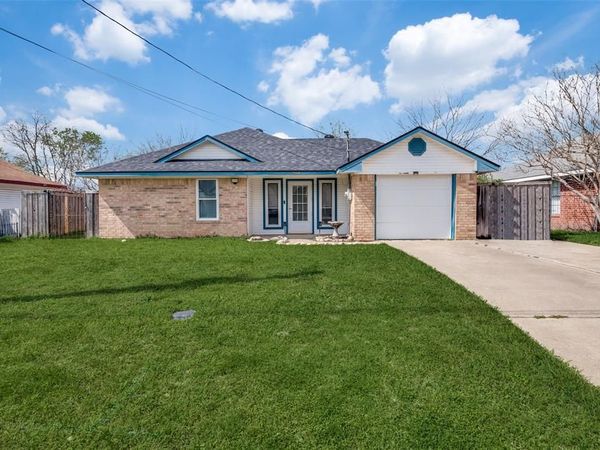 904 Melody Circle, Kaufman, TX 75142