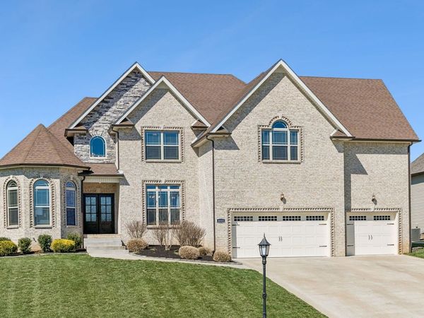 8325 Turnbull Dr, Pleasant View, TN 37146