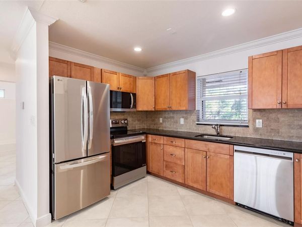 10693 N Military Trail, Unit 14, Palm Beach Gardens, FL 33410