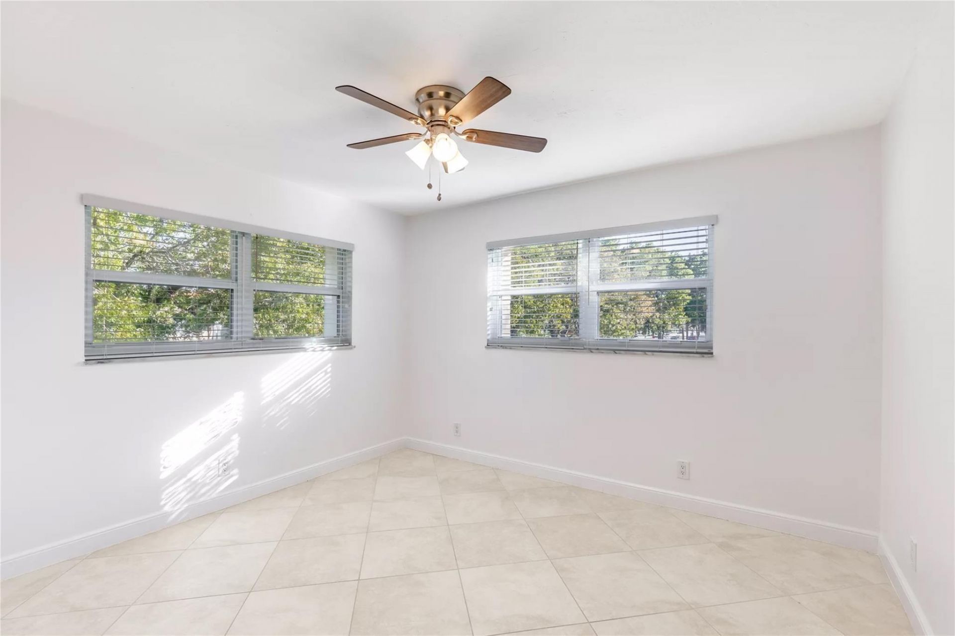 10693 N Military Trail, Unit 14, Palm Beach Gardens, FL 33410 Photo