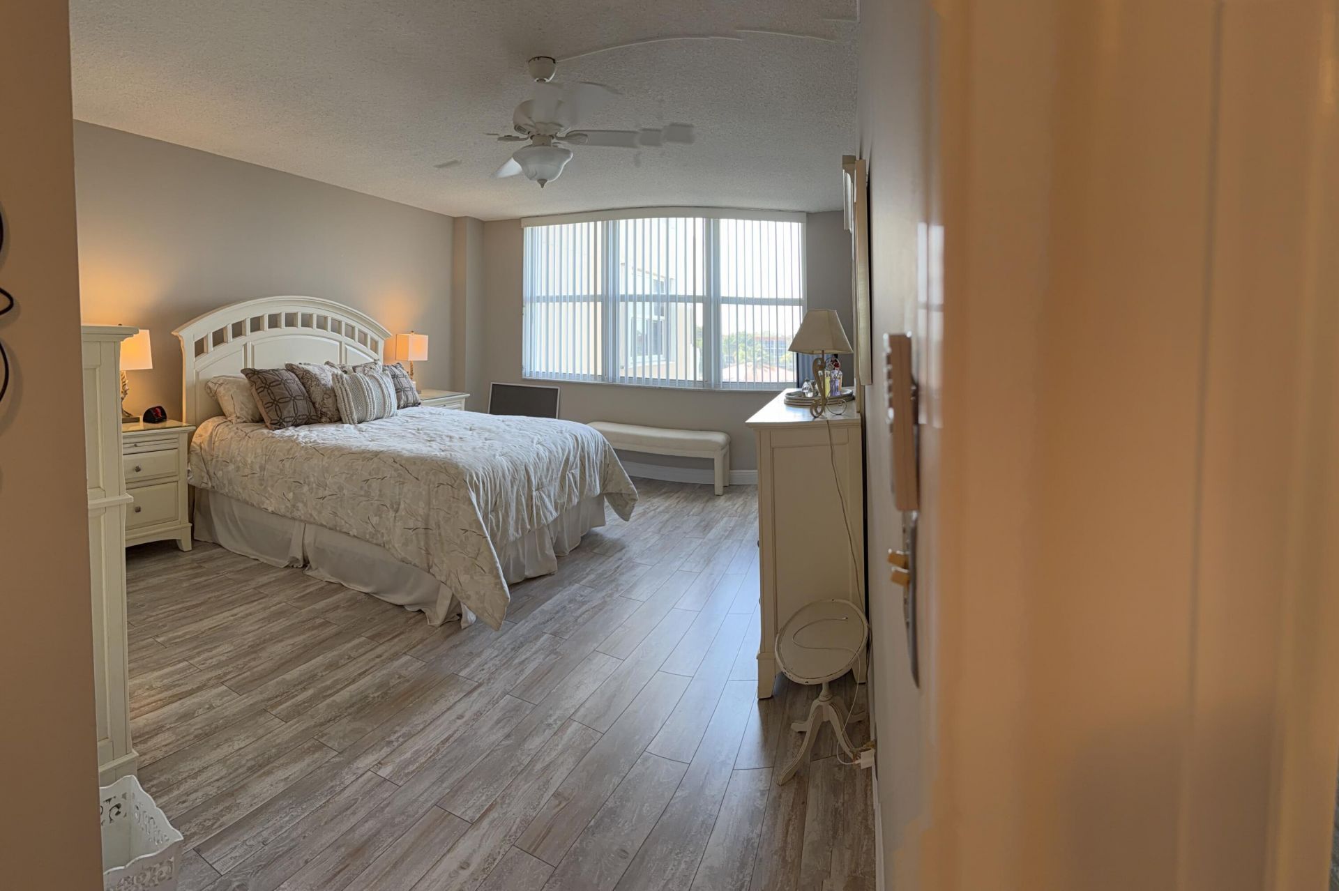 1150 Hillsboro Mile, Unit 405, Hillsboro Beach, FL 33062 Photo