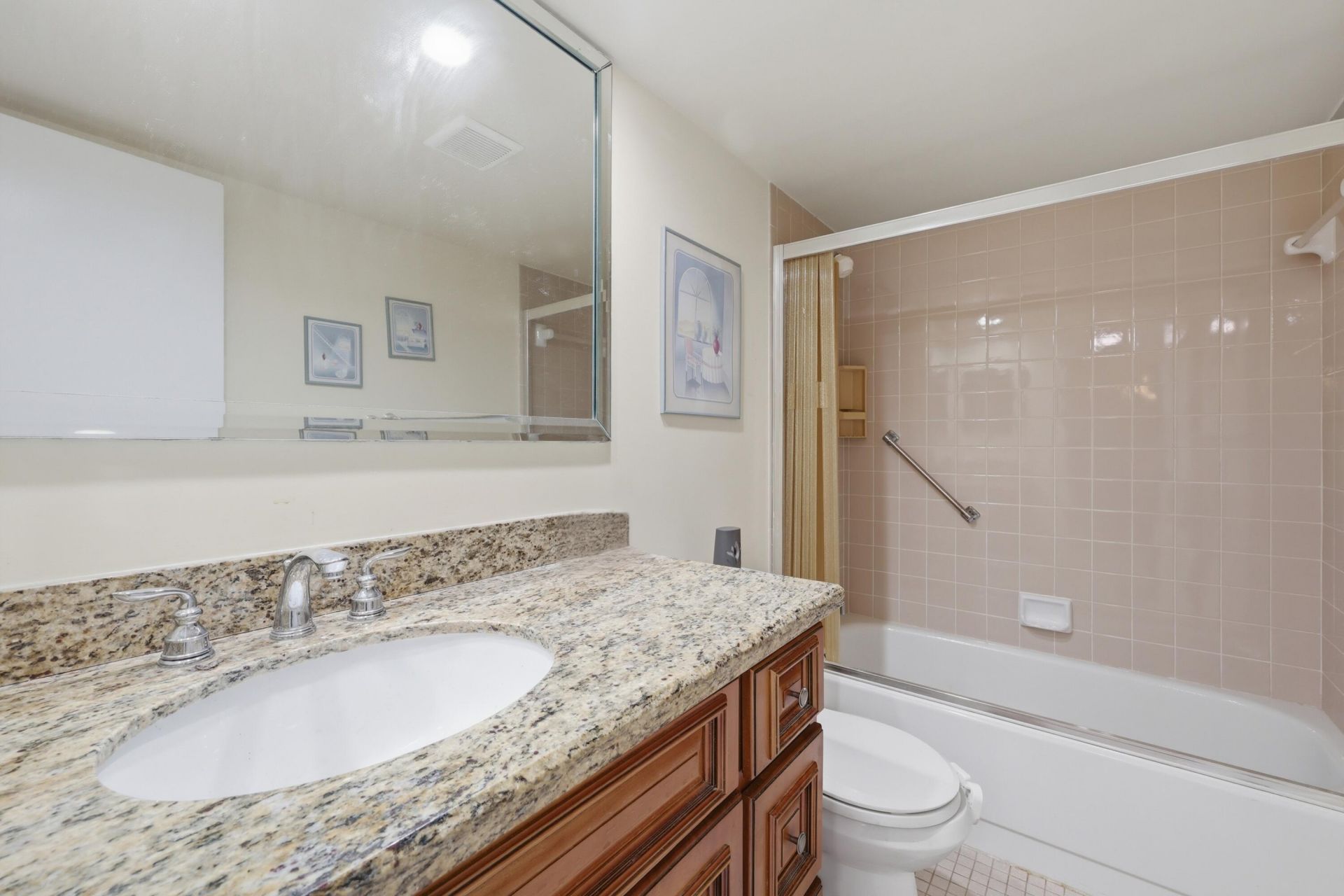 9861 Sunrise Lakes Boulevard, Unit 101, Sunrise, FL 33322 Photo