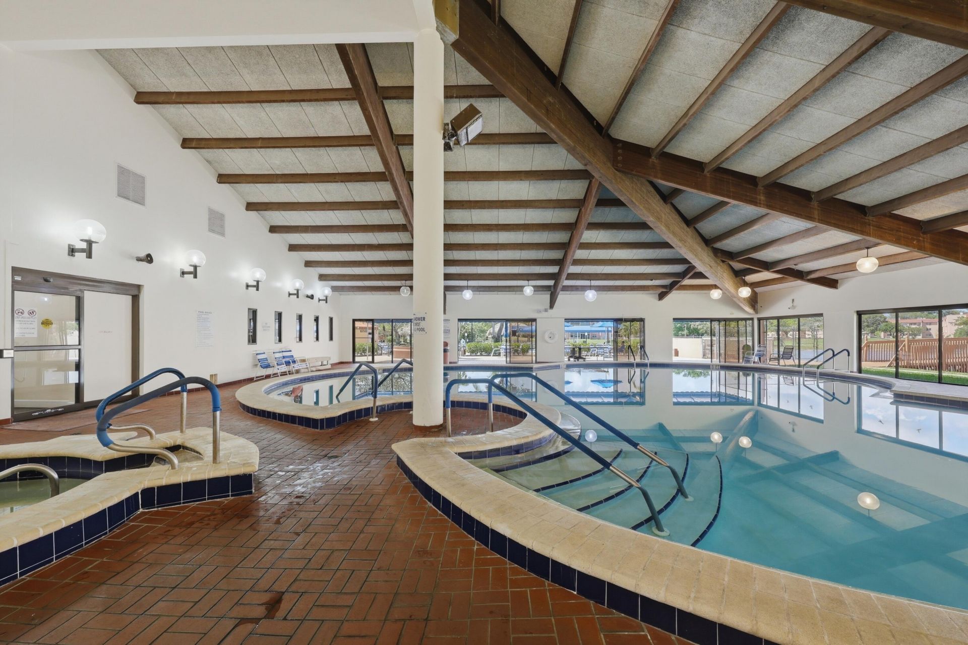 9861 Sunrise Lakes Boulevard, Unit 101, Sunrise, FL 33322 Photo