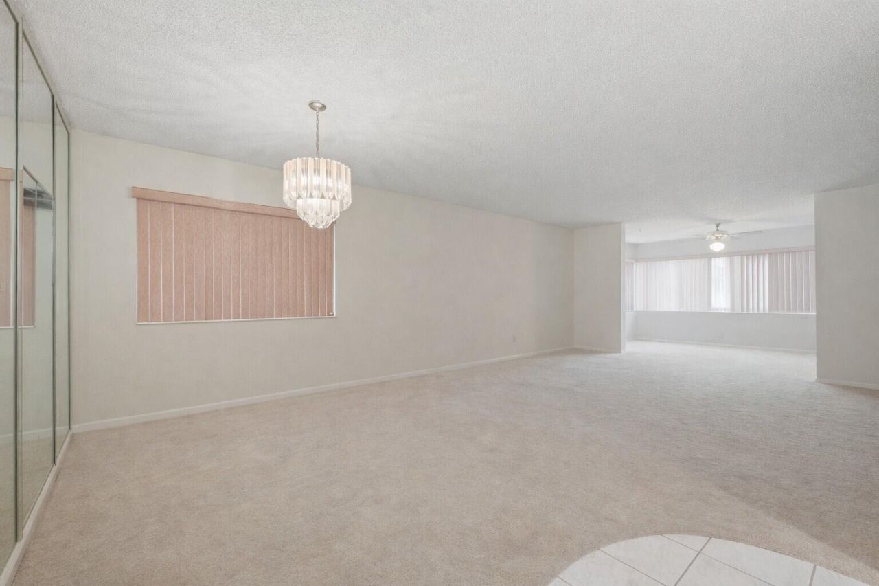 9861 Sunrise Lakes Boulevard, Unit 101, Sunrise, FL 33322 Photo
