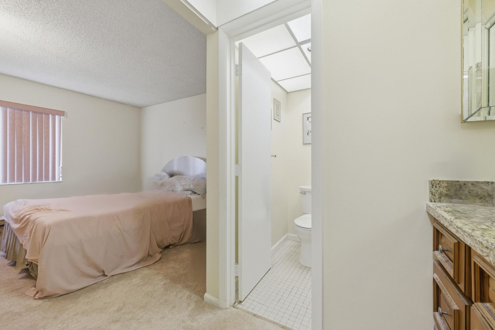 9861 Sunrise Lakes Boulevard, Unit 101, Sunrise, FL 33322 Photo