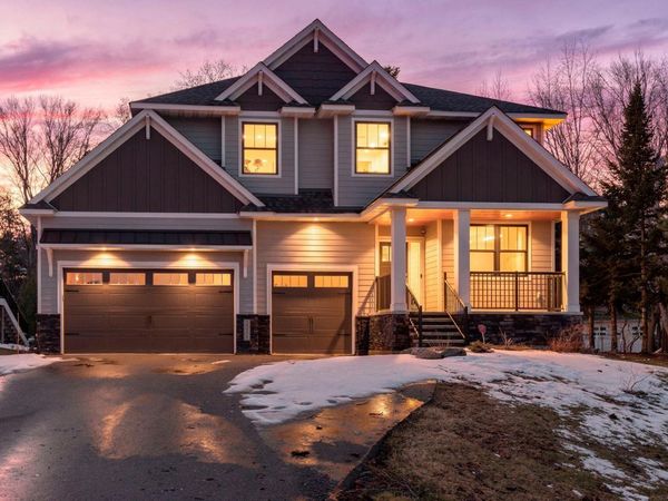 2251 Cleveland Avenue N, Roseville, MN 55113