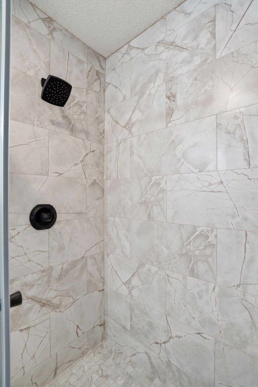 121 University Drive Photo 25