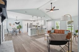 121 University Drive photo 4