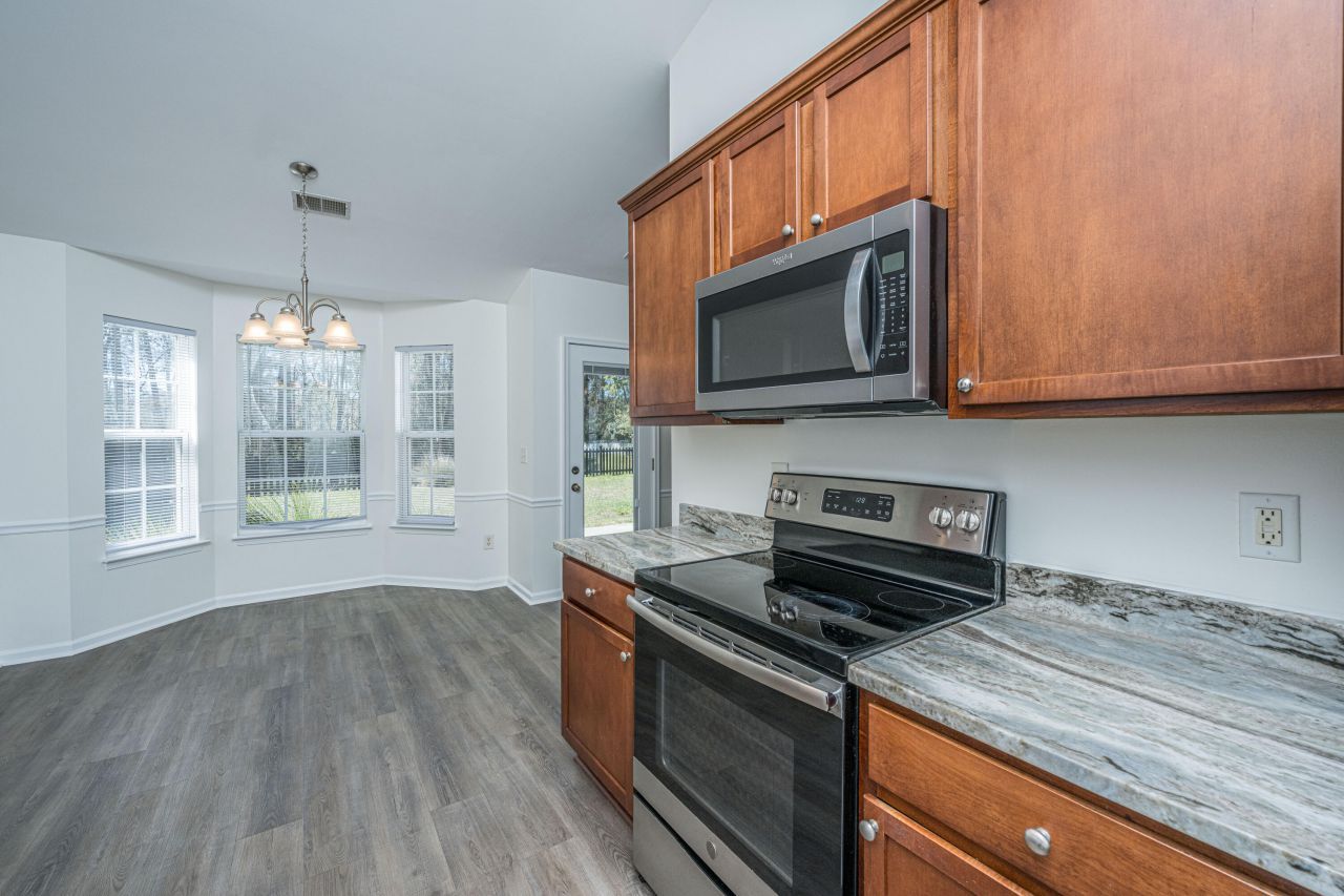 1373 Palm Cove Drive Photo 11