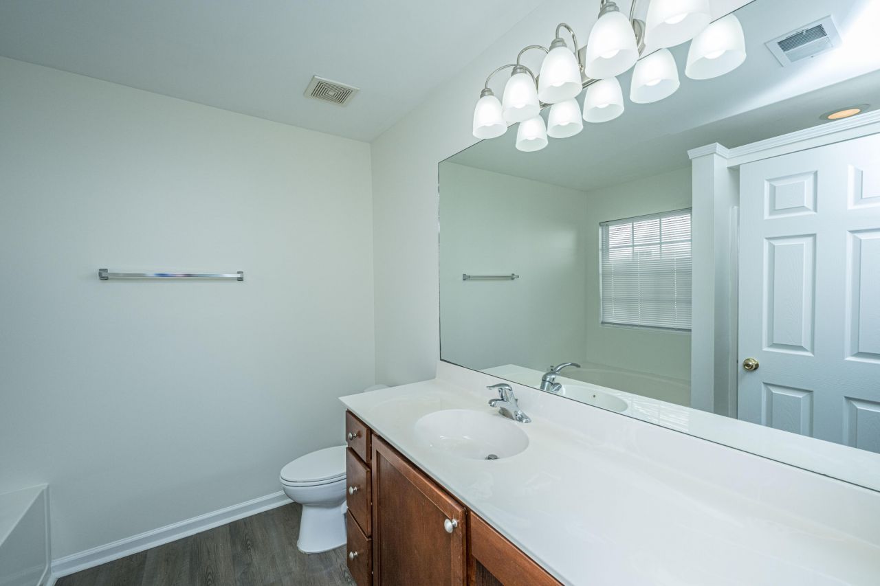 1373 Palm Cove Drive Photo 14