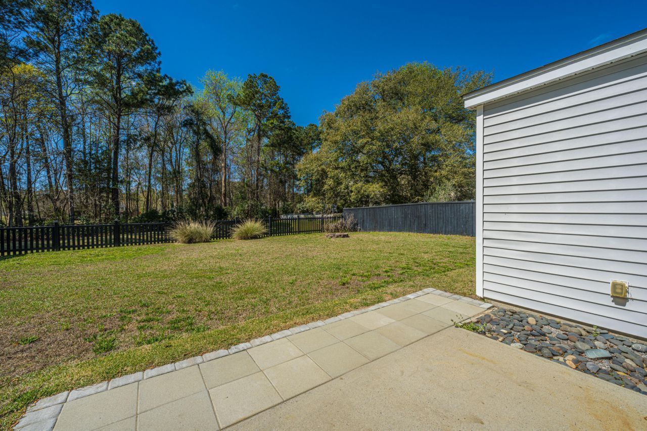 1373 Palm Cove Drive Photo 25