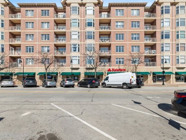 9670 Franklin Avenue, Unit 508, Franklin Park, IL 60131