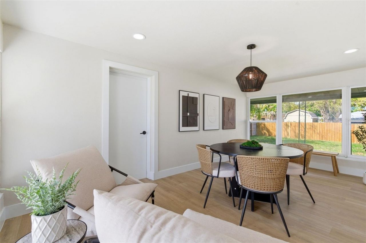 3593 Benson Avenue N, Saint Petersburg, FL 33713 Photo