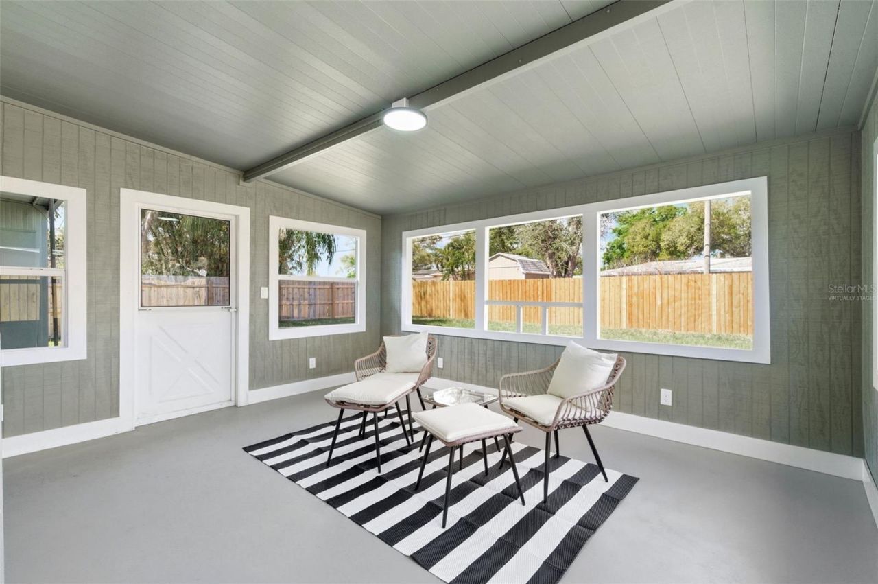 3593 Benson Avenue N, Saint Petersburg, FL 33713 Photo