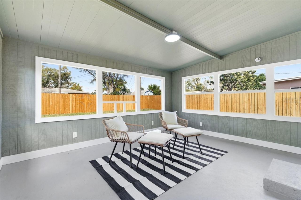 3593 Benson Avenue N, Saint Petersburg, FL 33713 Photo