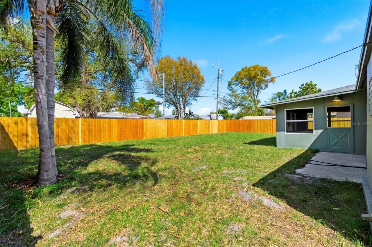 3593 Benson Avenue N, Saint Petersburg, FL 33713 Photo