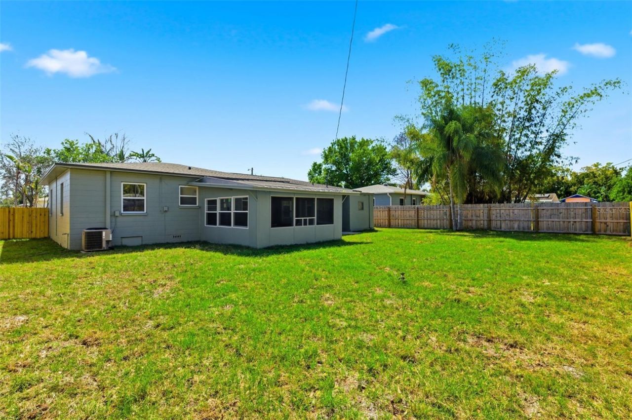 3593 Benson Avenue N, Saint Petersburg, FL 33713 Photo