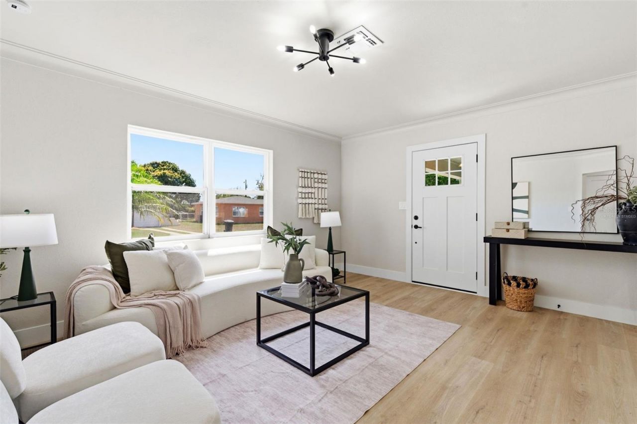 3593 Benson Avenue N, Saint Petersburg, FL 33713 Photo