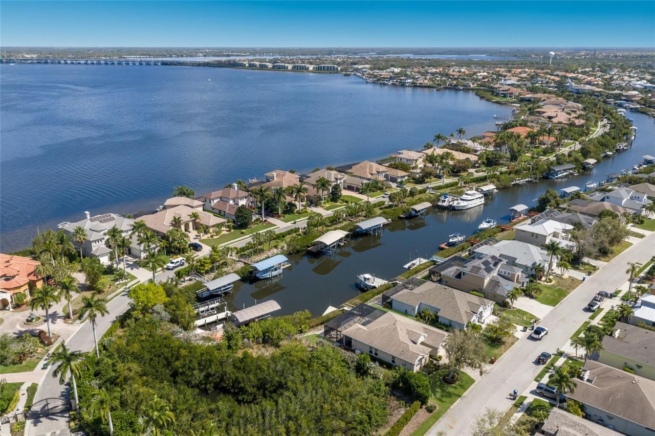 3615 5th Avenue Ne, Bradenton, FL 34208 Photo