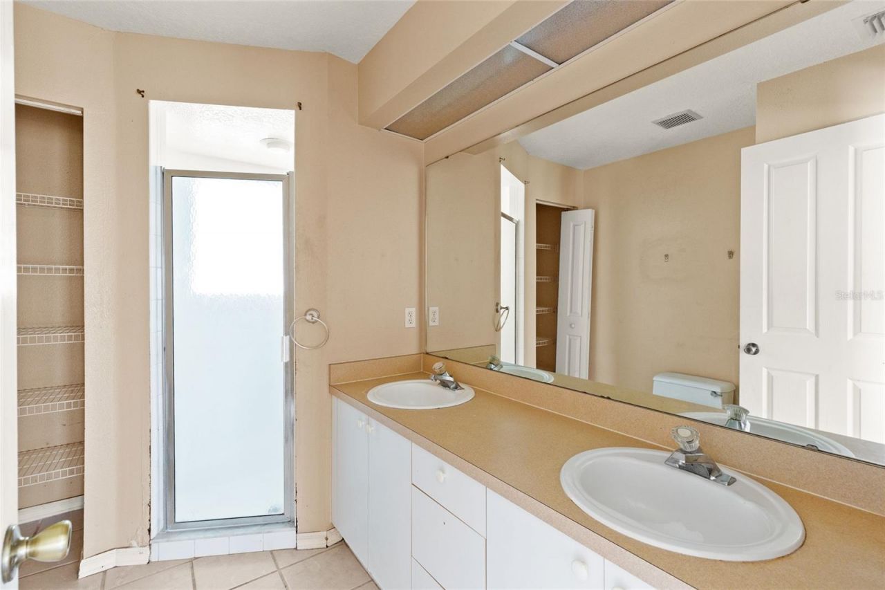 6524 67th Court E., Bradenton, FL 34203 Photo