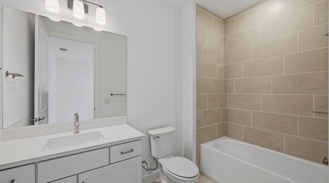 4400 Lakeside Grove Place , North Port, FL 34289 Photo