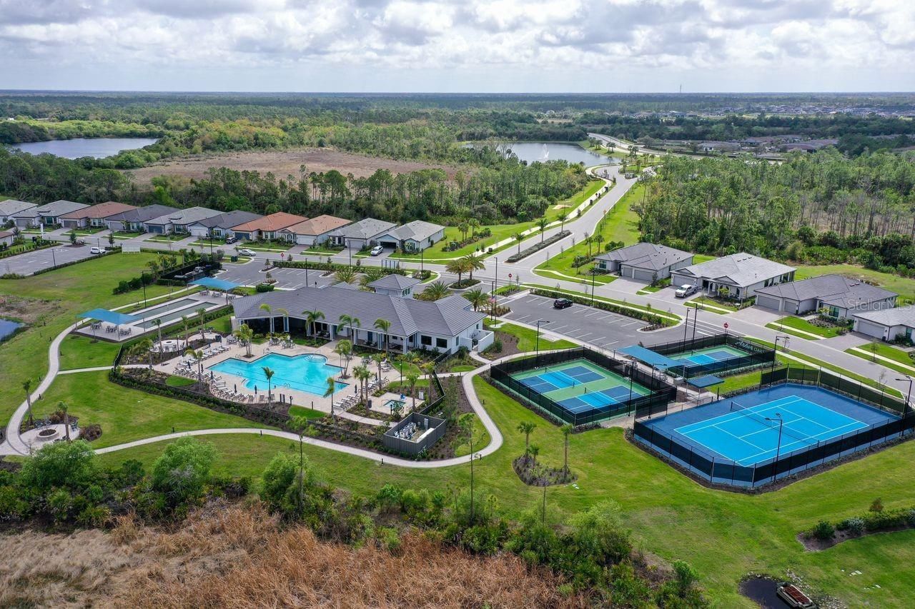 4400 Lakeside Grove Place , North Port, FL 34289 Photo